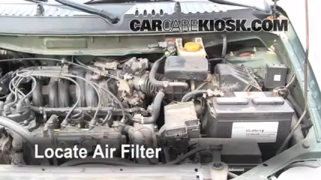 1999 Nissan Quest GXE 3.3L V6 Air Filter (Engine) Replace